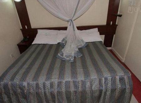 Blue Hut Hotel Nairobi Ngoại thất bức ảnh