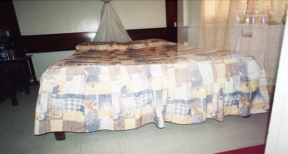 Blue Hut Hotel Nairobi Ngoại thất bức ảnh