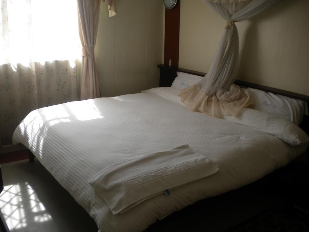 Blue Hut Hotel Nairobi Phòng bức ảnh